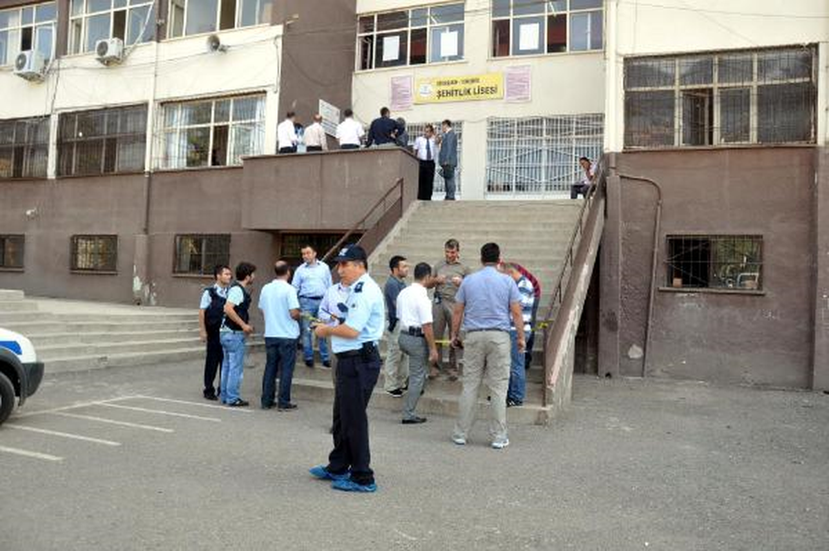 PKK 9 Okula Saldırdı