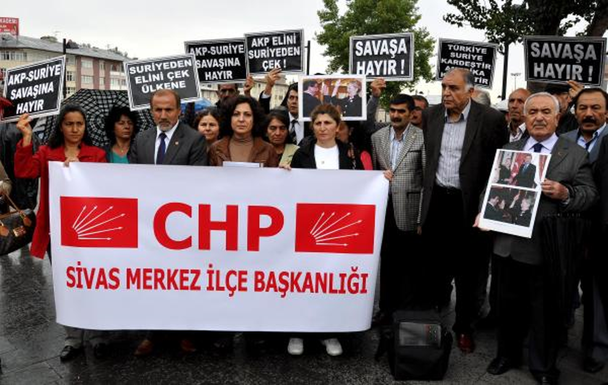 Sivas\'ta CHP\'den \'Savaşa Hayır\' Eylemi