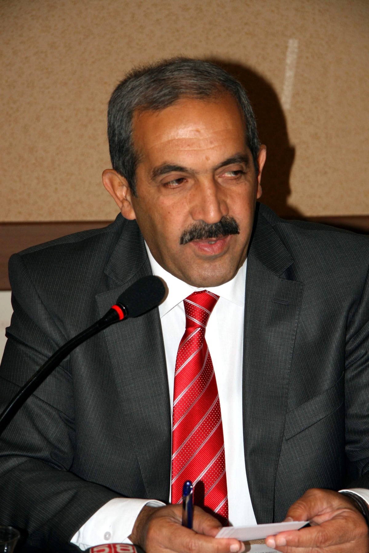 "Şu Andaki Mevcut Sisteme Göre Büyükşehir Olamıyoruz"