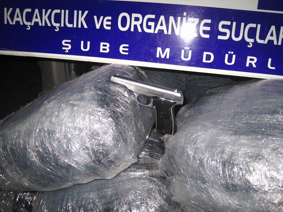 Tem Otoyolu\'nda Uyuşturucu Operasyonu