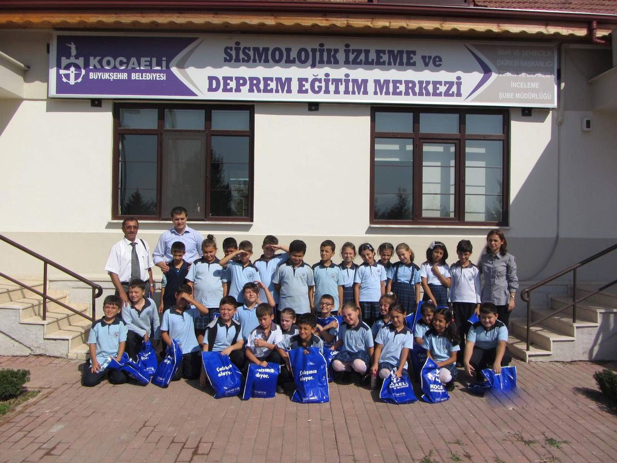 Uygulamalı Deprem Eğitimleri Başladı