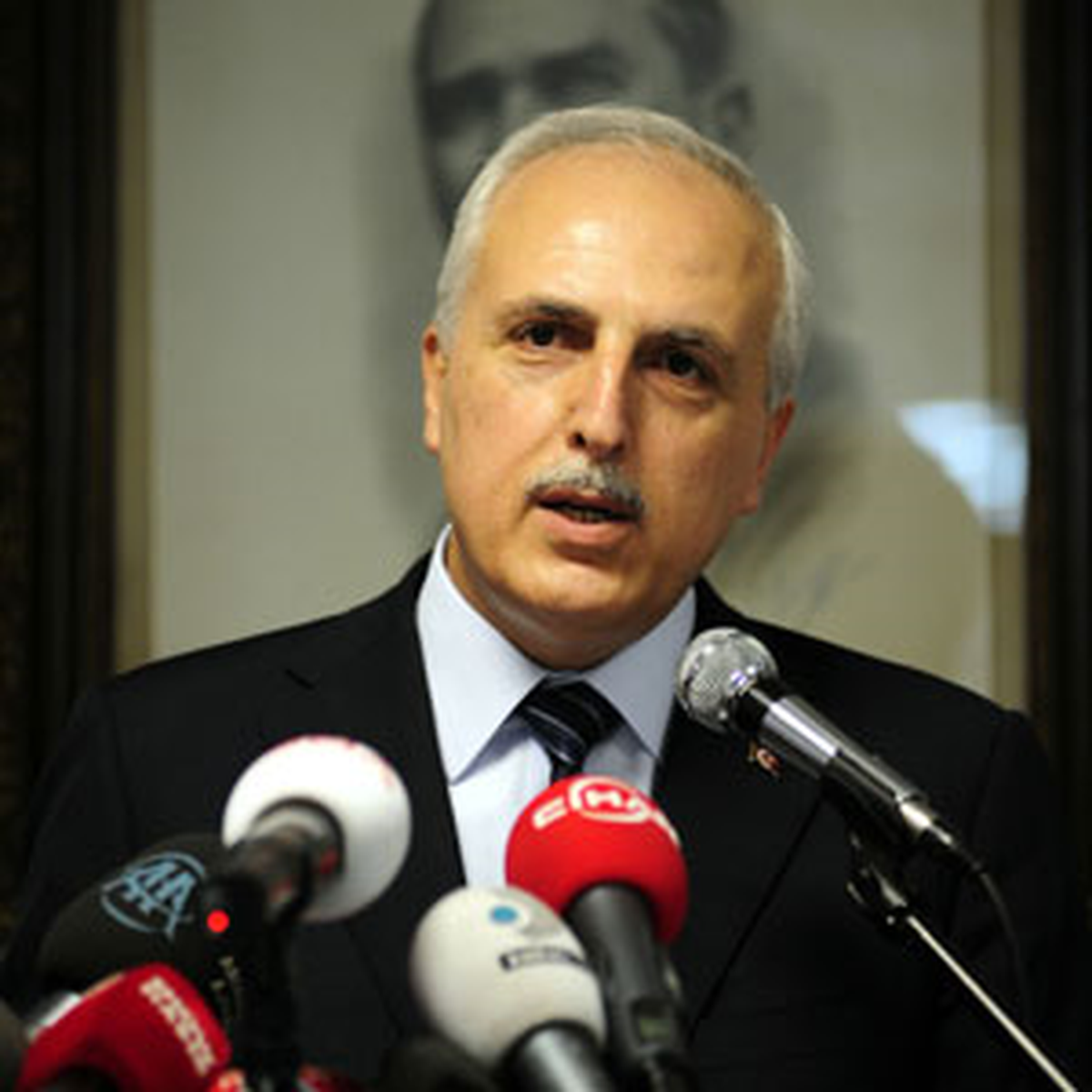 Vali Mutlu ve Kızılay Genel Başkanından Kurban Açıklaması