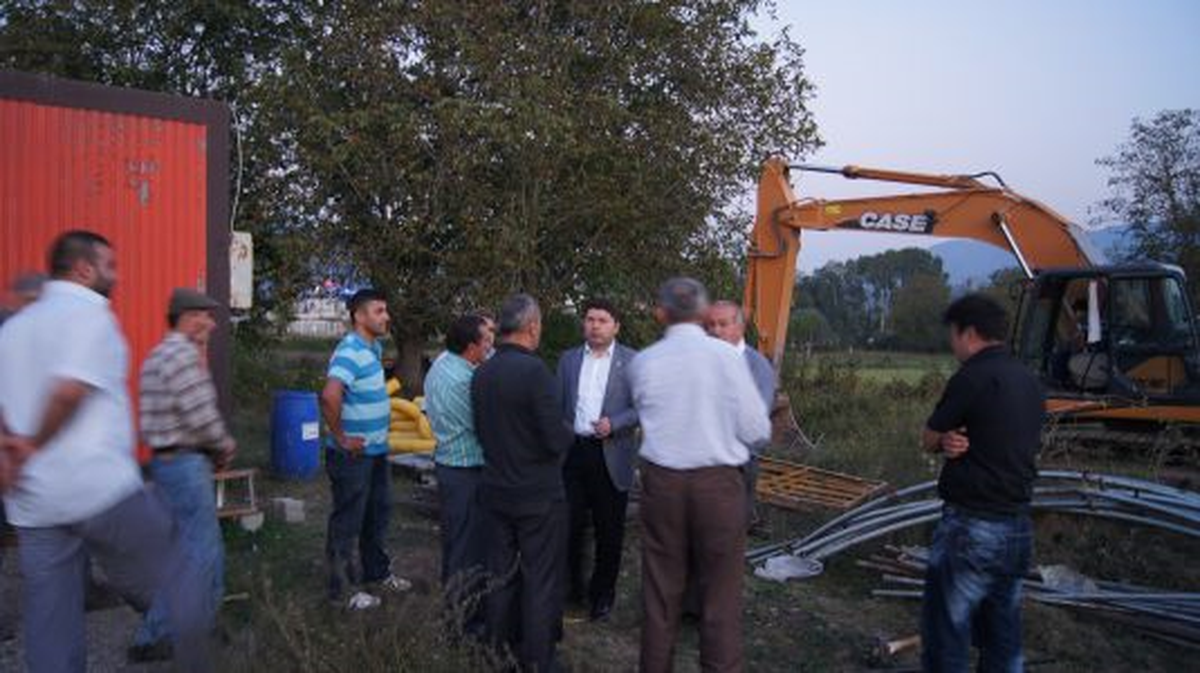 Yılmaz Tunç İnşaat Alanında İncelemelerde Bulundu