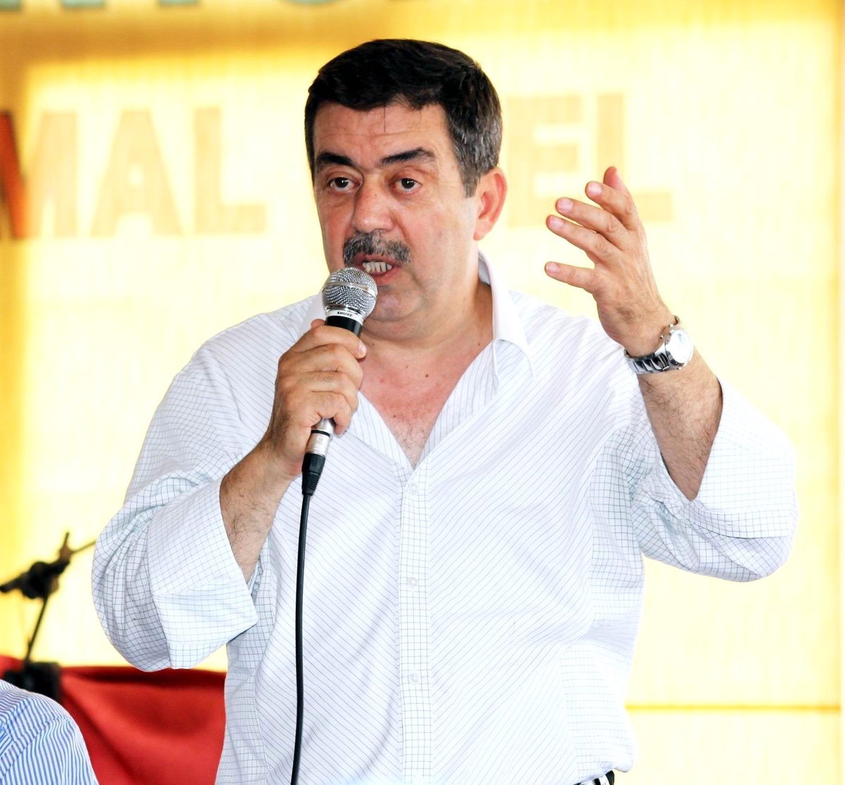 Ak Partili Milletvekilinden Büyükşehir Tasarısına Tepki