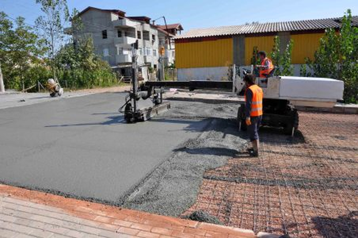 Başiskele\'de Caddeler Elden Geçiyor