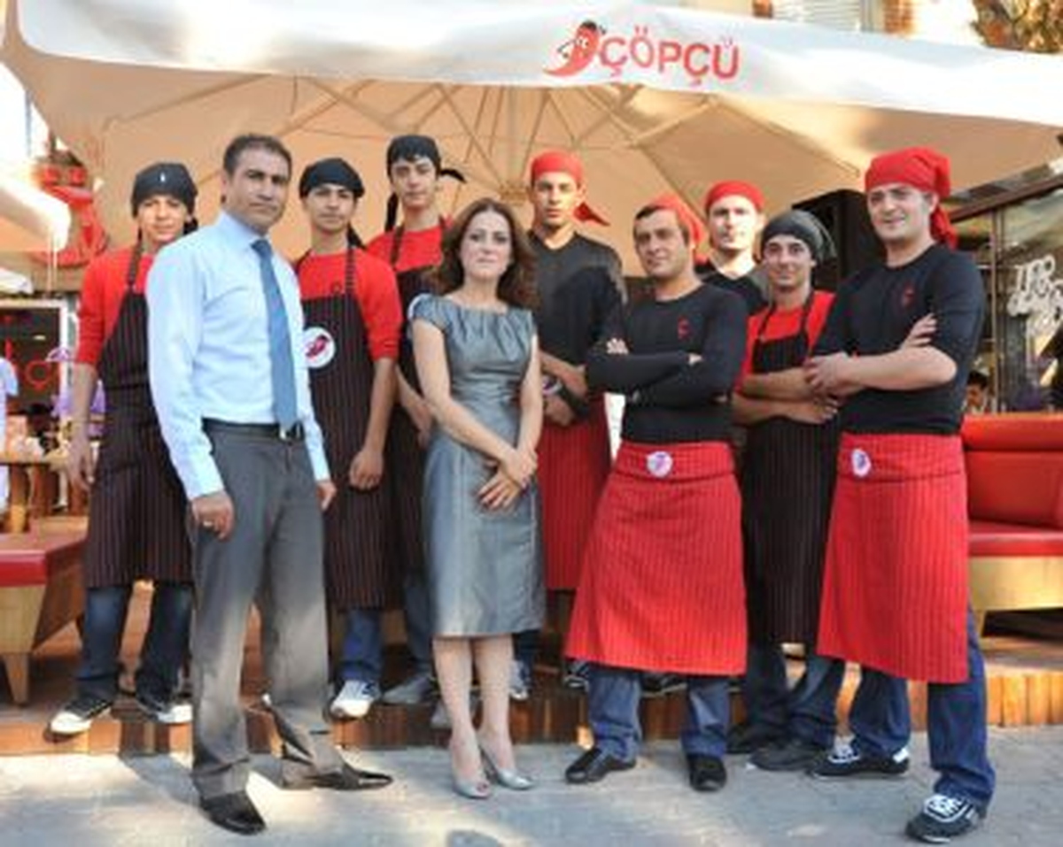 Ege\'nin Meşhur Çöp Şişi Artık İstanbul\'da