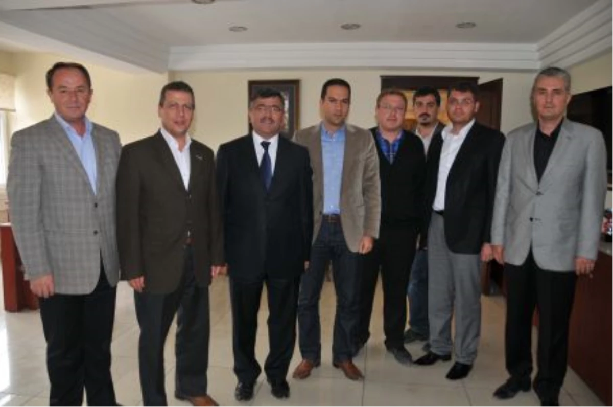 GESİAD Yönetim Kurulundan Başkan Akdoğan\'a Ziyaret