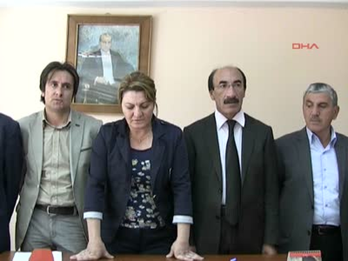 "Hakkari\'ye Acilen Yeni Bir Vali İstiyoruz"