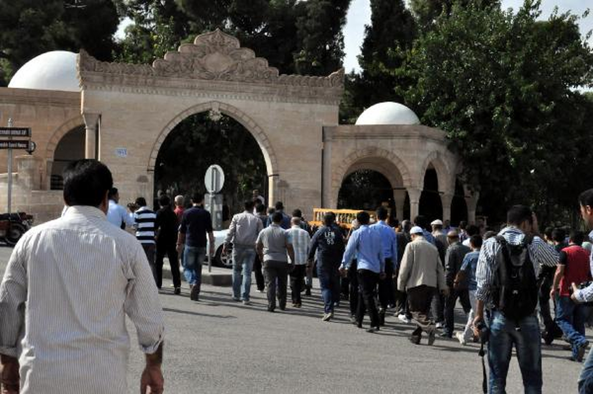 Herkesin Gözü Önünde Kendini Yaktı