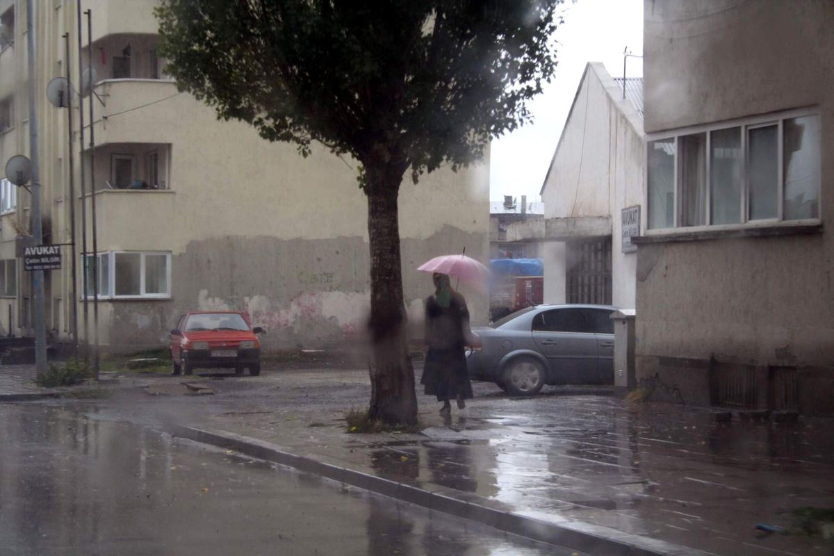 Kars\'ta Yağmur Etkili Oluyor