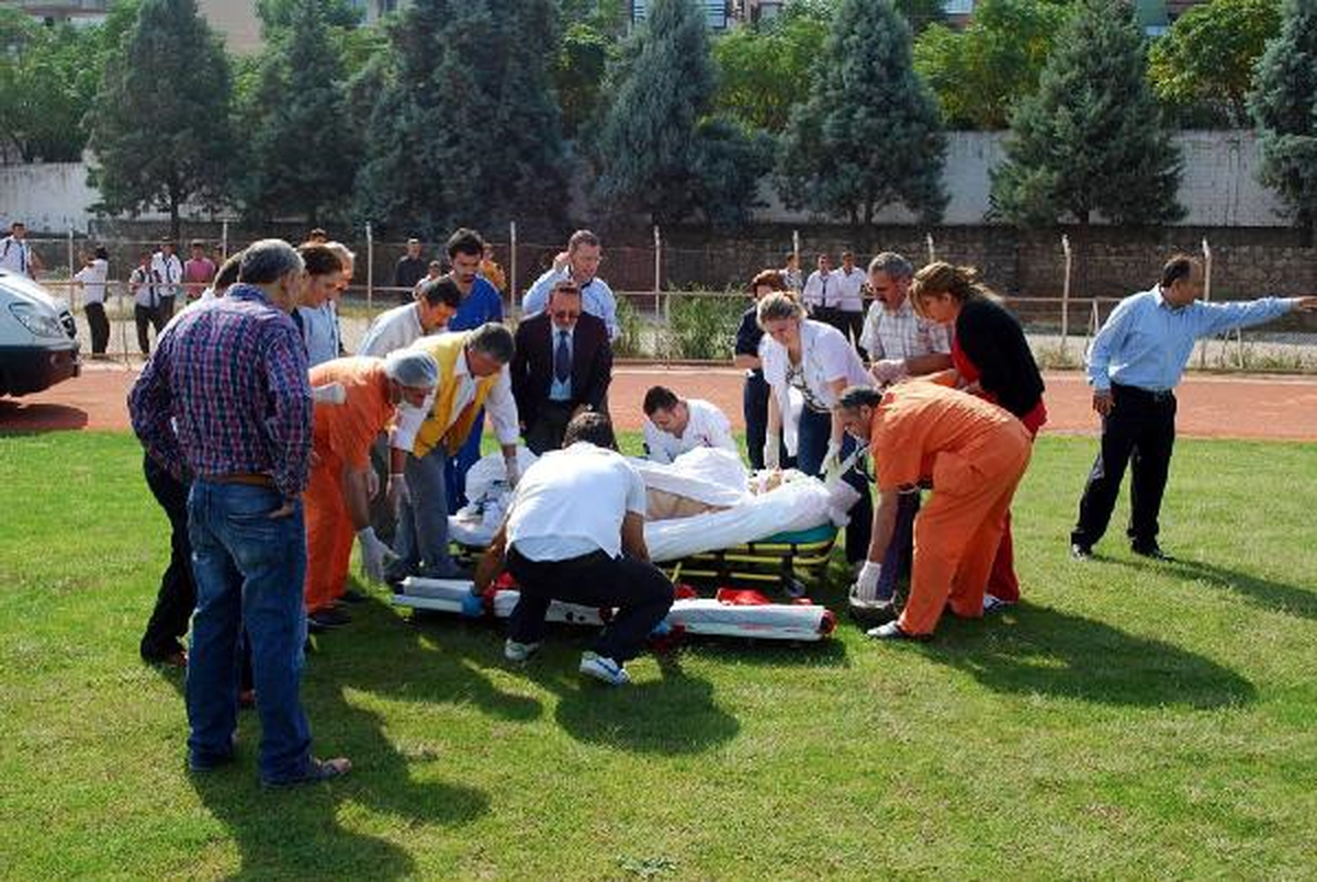 Kazazede Doktor İzmir\'e Sevk Edildi
