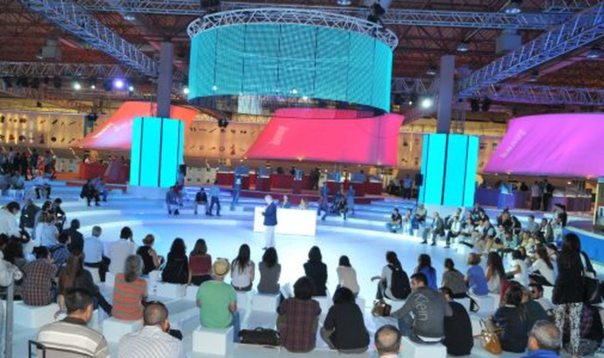 Knauf Arena Göz Kamaştırdı