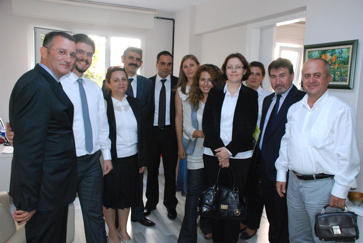 Manisa Baro Seçimleri Öncesi Ünal, Meslektaşlarını Ziyaret Etti