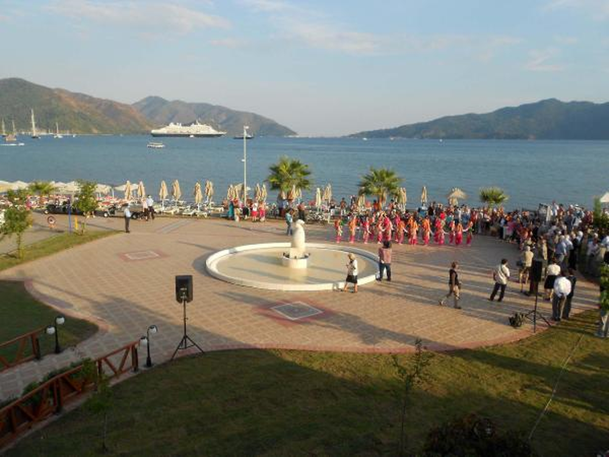 Marmaris\'e \'Fürth Meydanı\'