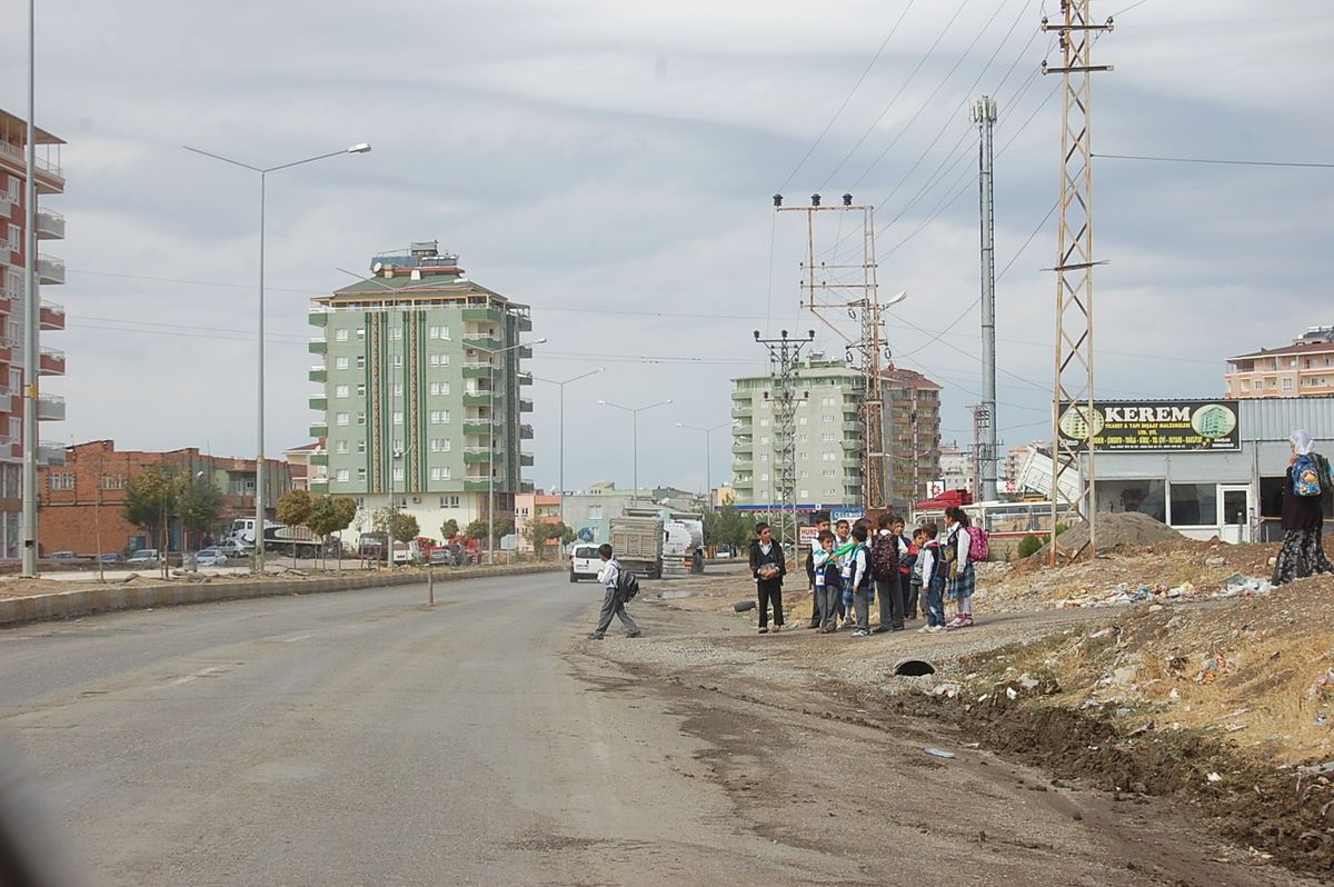 Öğrencilerin Tehlikeli Okul Yolculuğu