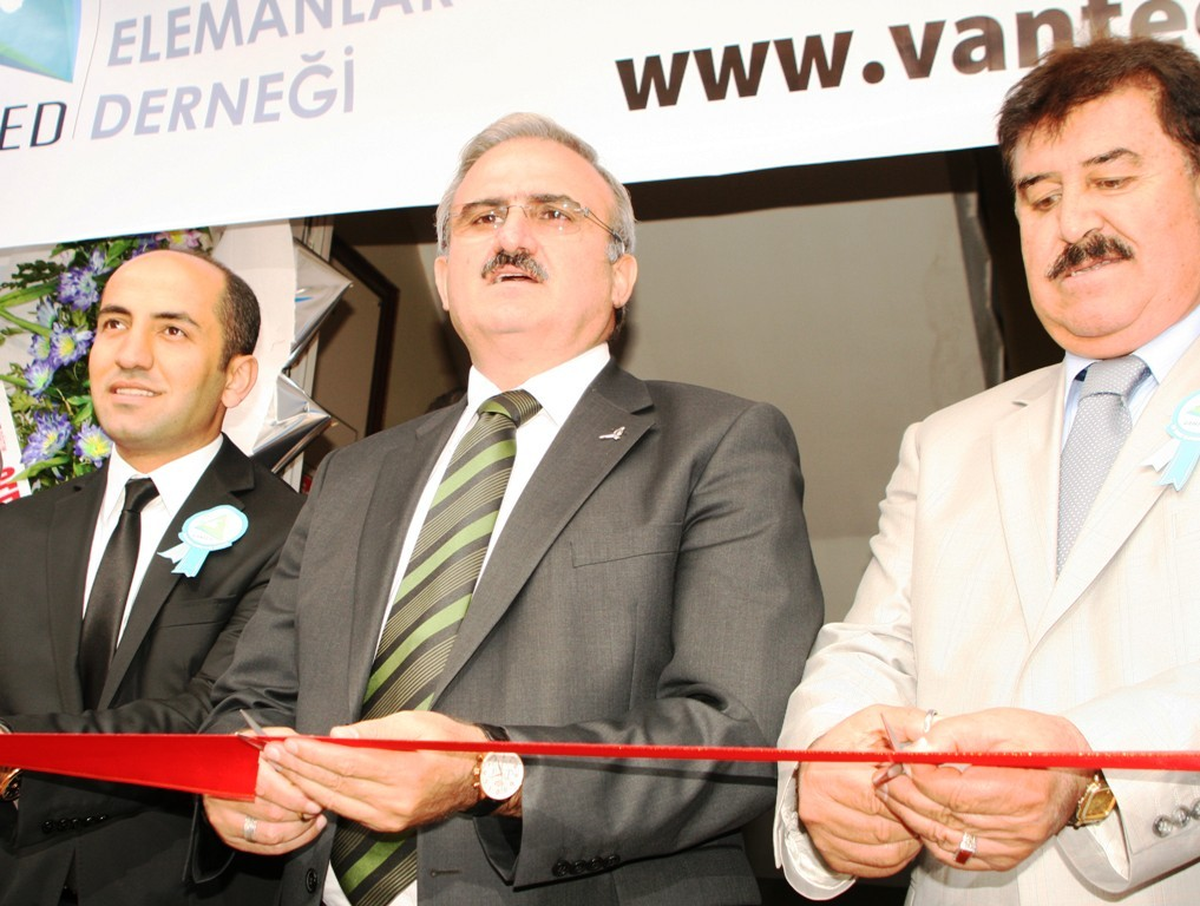 Vanted Törenle Açıldı