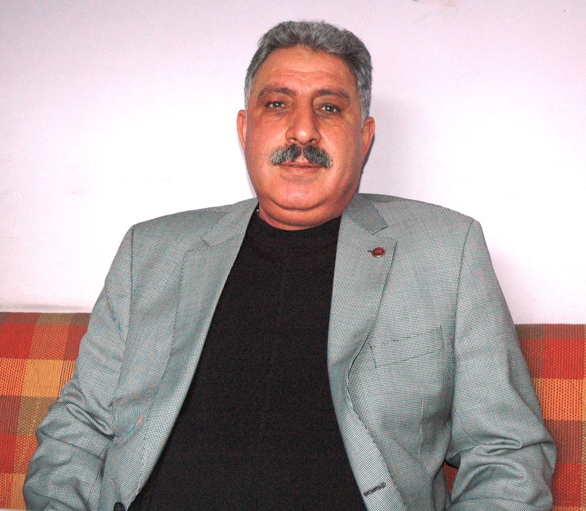 Vesob\'tan Yeni Hizmet Binası Girişimi