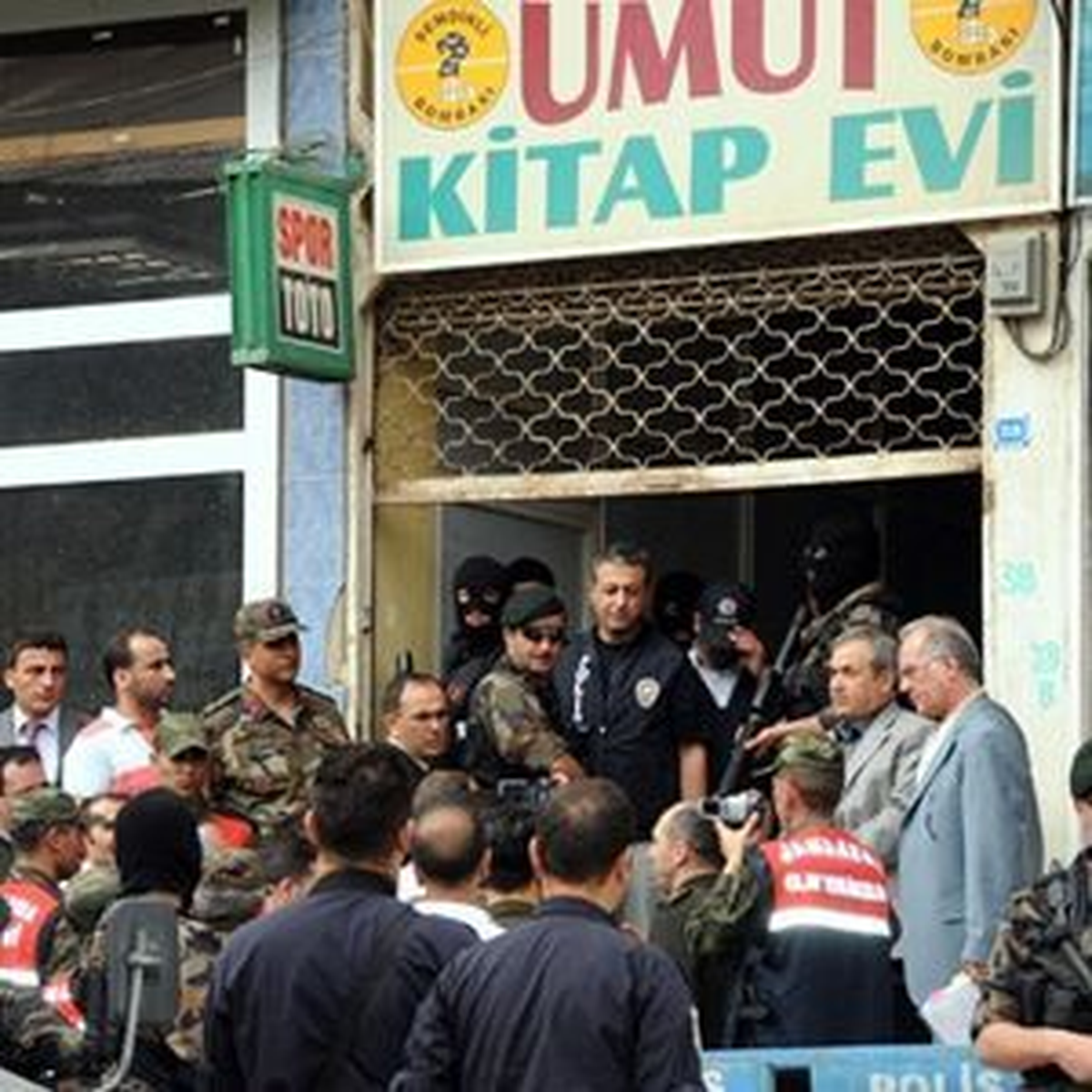 Yargıtay, Şemdinli Davası\'nda Örgüt Üyeliği Kararını Bozdu