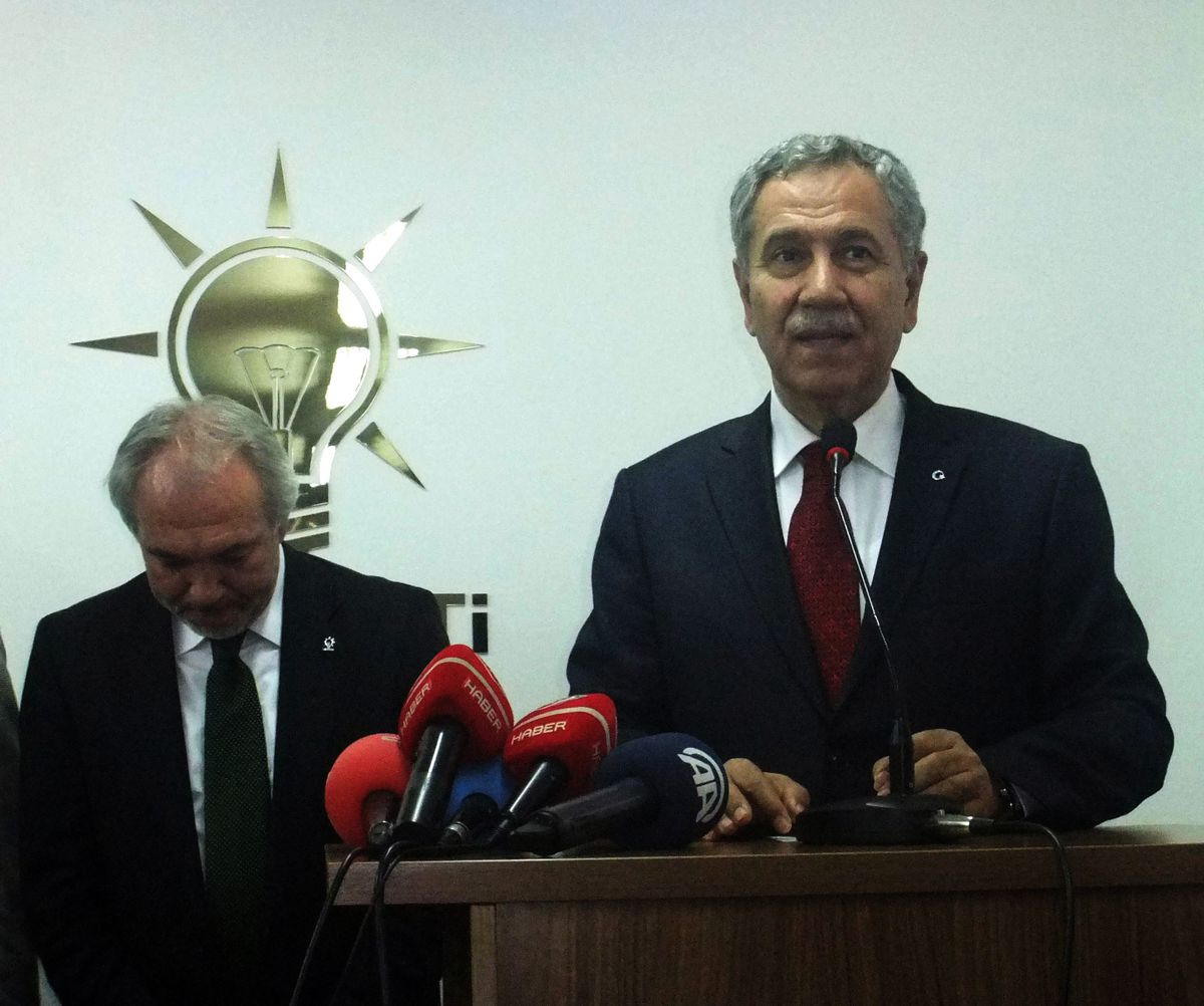 Arınç, Emniyet Müdürüne Tepki Gösteren Erdoğan\'a Hak Verdi