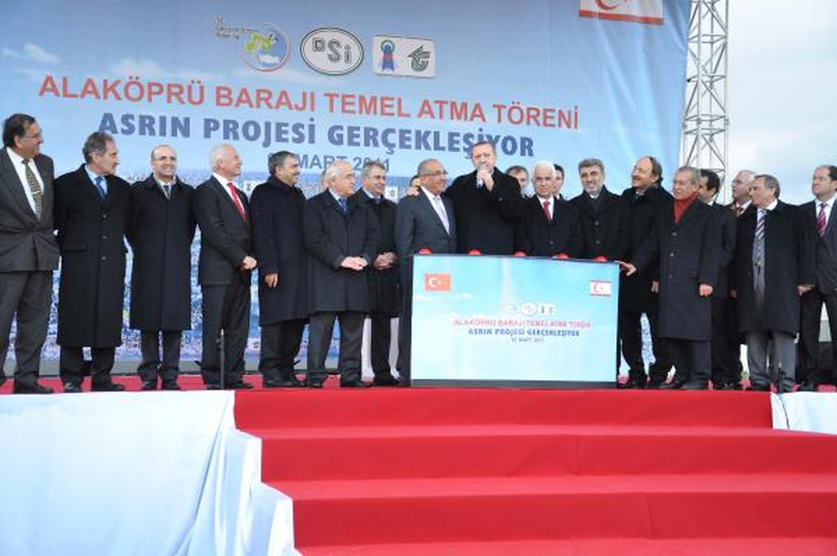 Asrın Projesiyle Akdeniz\'e Su Borusu Döşenecek