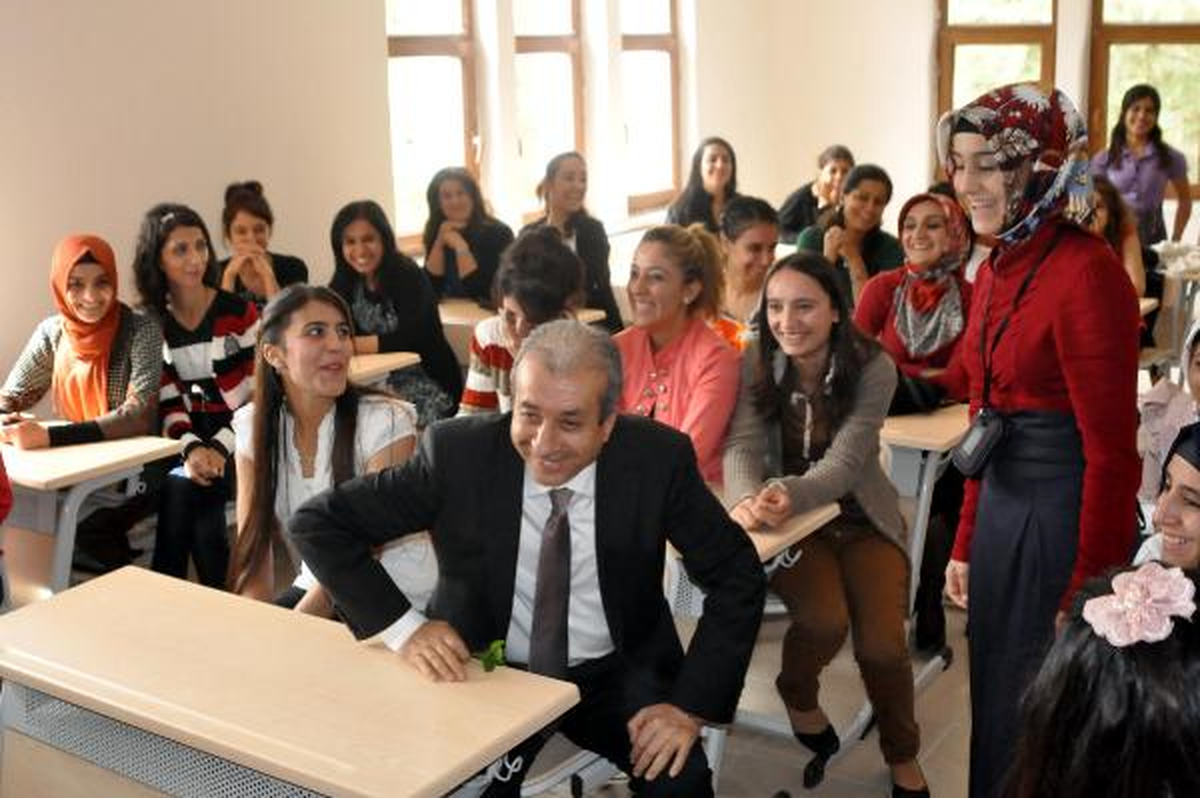 Bakan Eker: Okullara Yapılan Saldırıları Lanetliyoruz