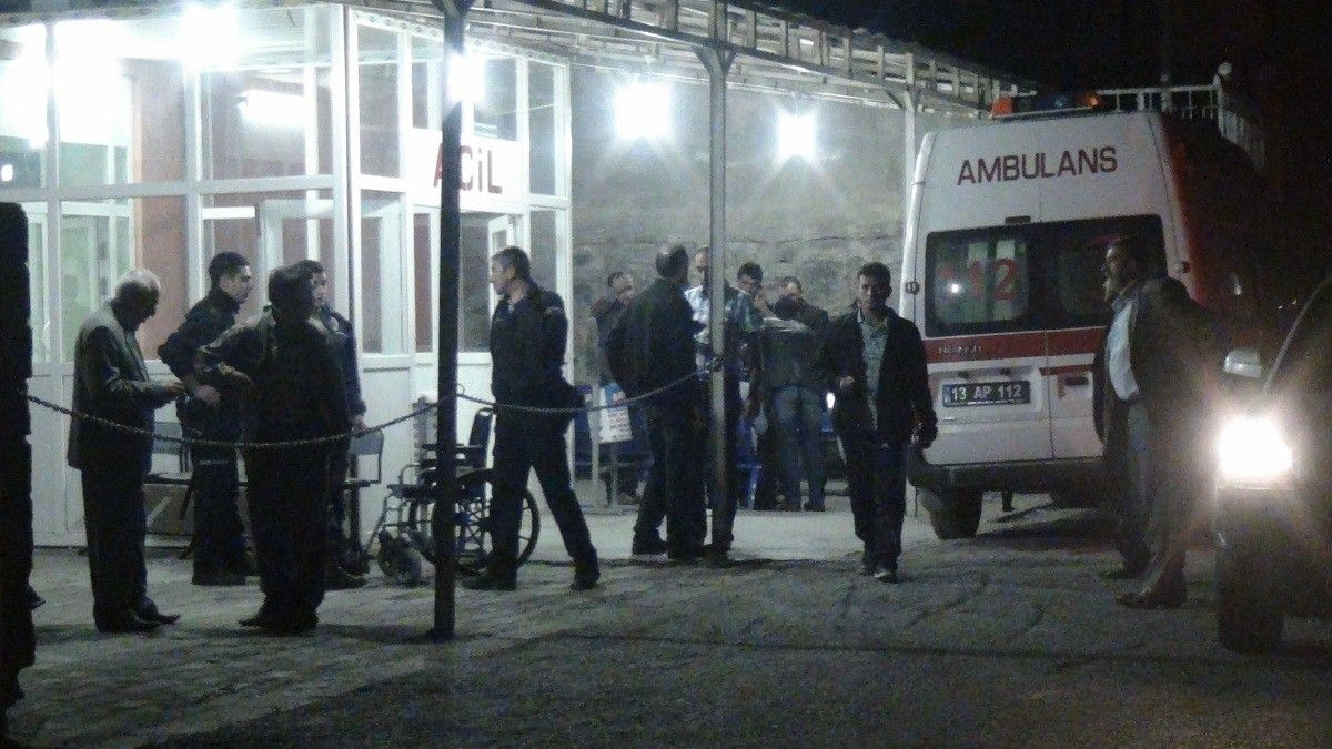Bitlis\'te Trafik Kazası: 5 Yaralı