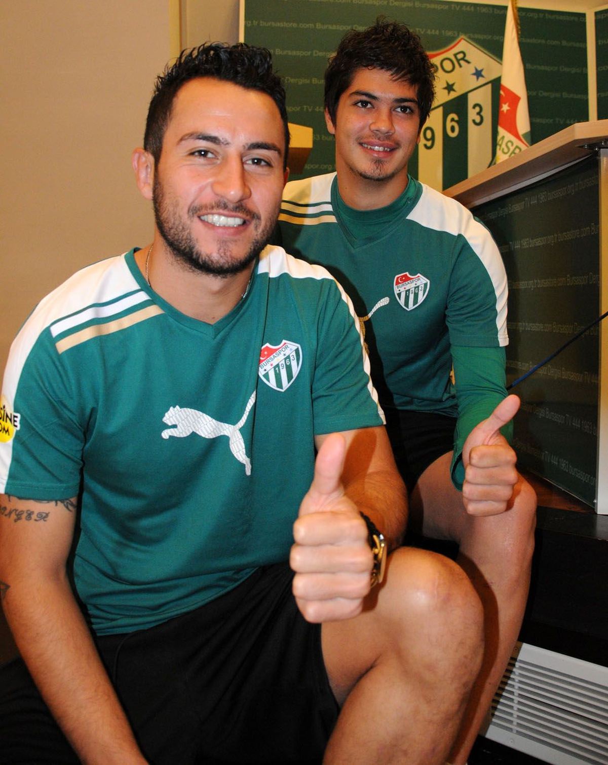 Bursaspor\'da Ozan Kadro Dışı