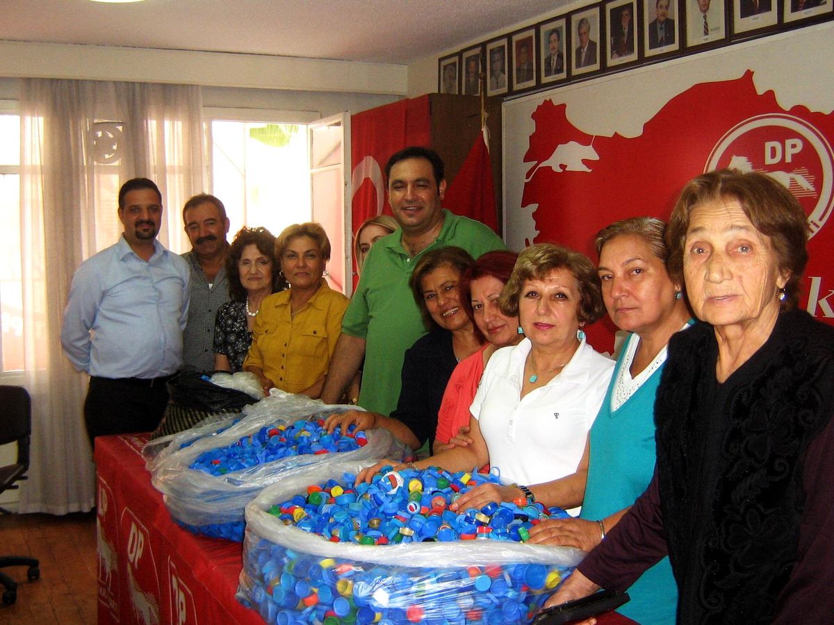 DP\'li Kadınlar 30 Bin Mavi Kapak Topladı