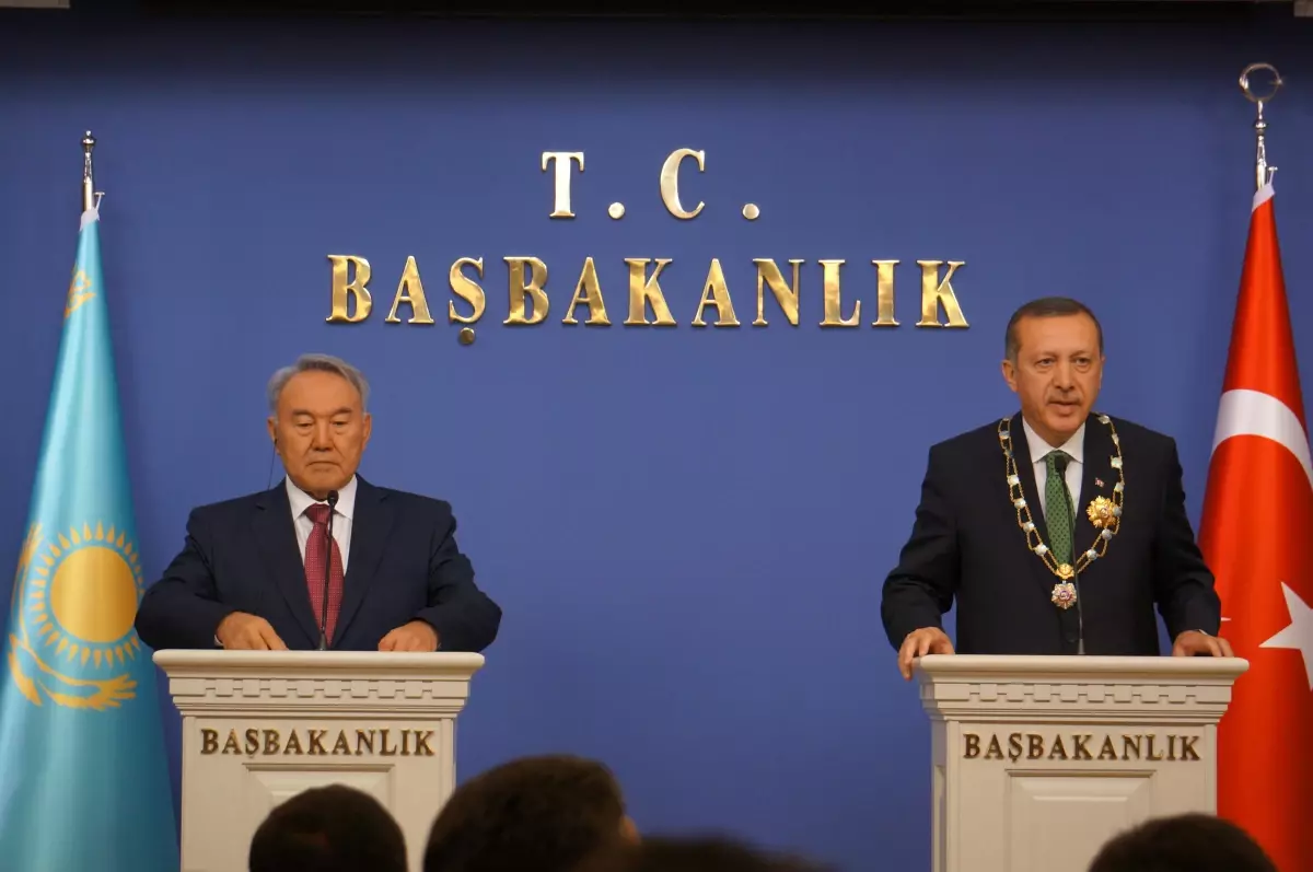 Erdoğan-Nazarbayev Ortak Basın Toplantısı (1)