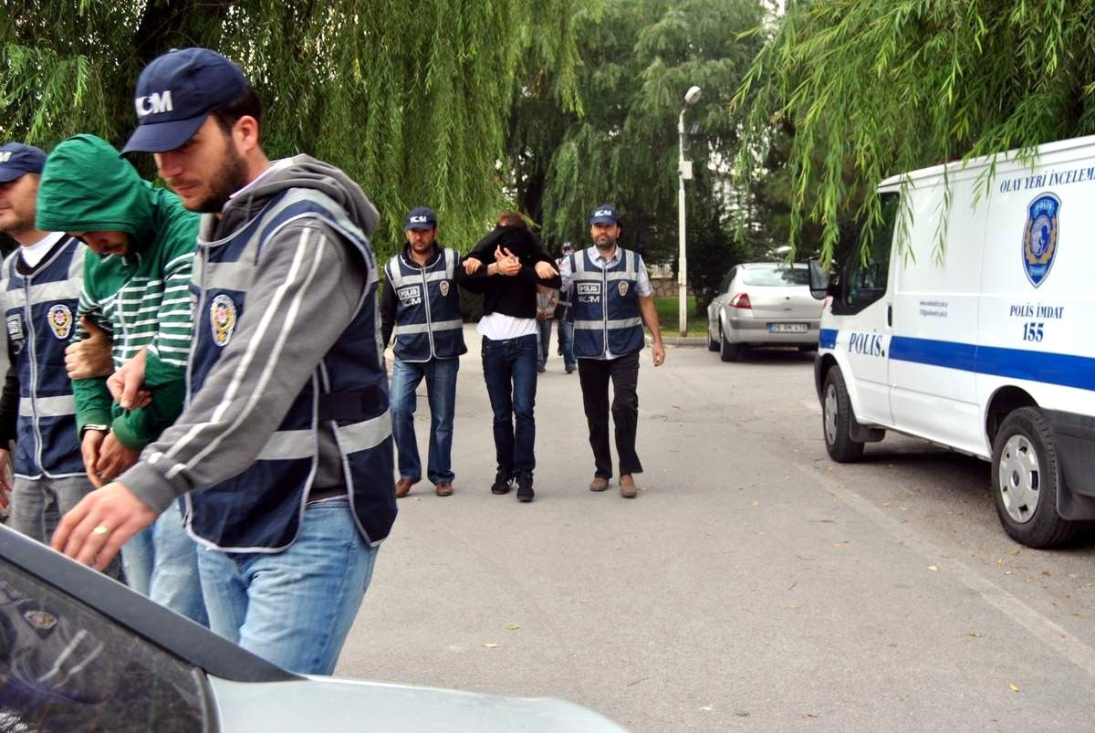 Eskişehir Emniyeti Suçlulara Göz Açtırmıyor