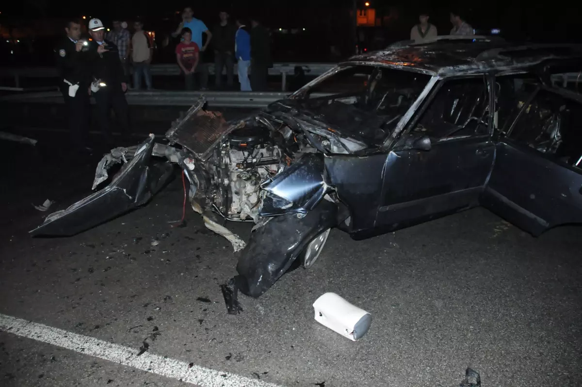 Giresun'da Trafik Kazaları: 2 Ölü 3 Yaralı