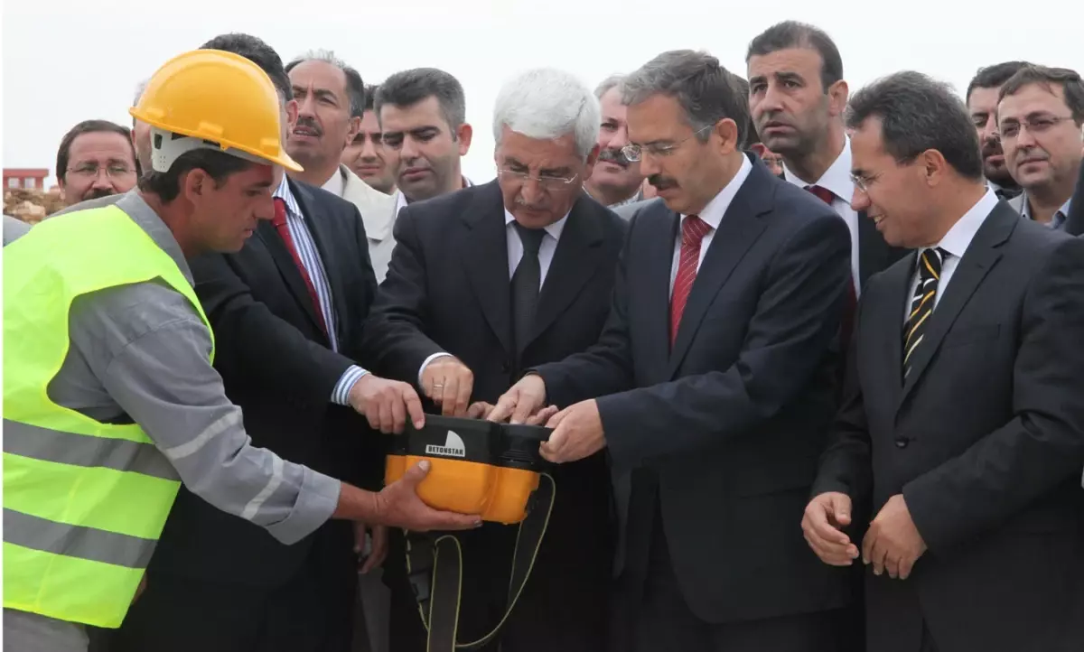 Kmü'de Caminin Temeli Törenle Atıldı