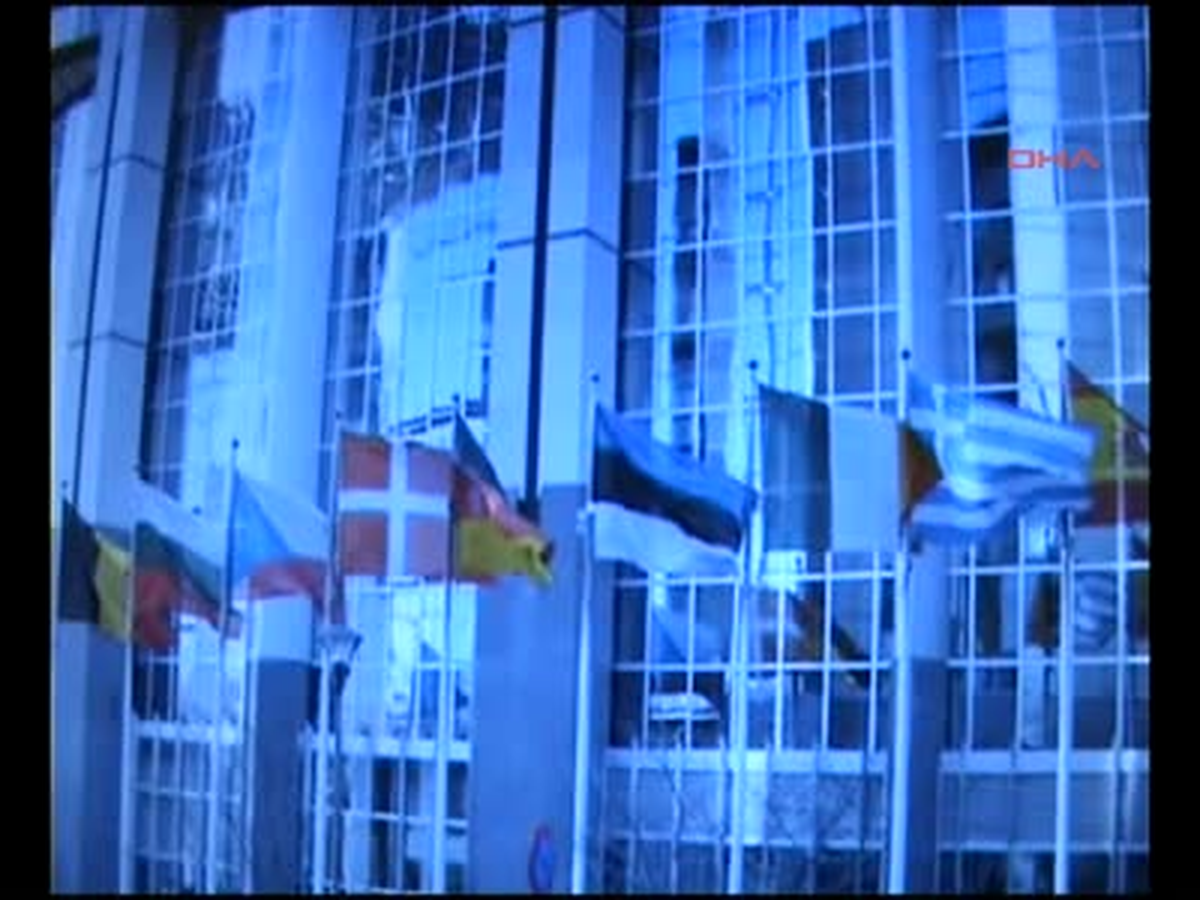 Kosova Kamu Yönetimi Bakanı Yağcılar Rapor Kosova\'yı AB\'ye Yaklaştırdı