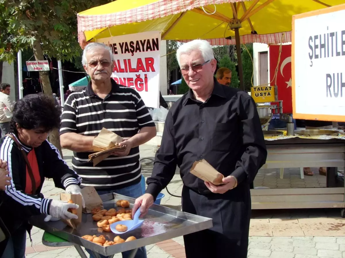 Kulalılar Derneği Lokma Döktürdü