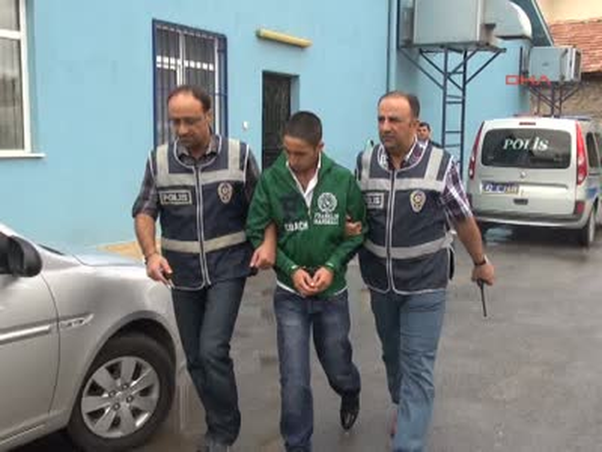 Liselilerin Son 1 Lirasını Bile Gasp Etmiş