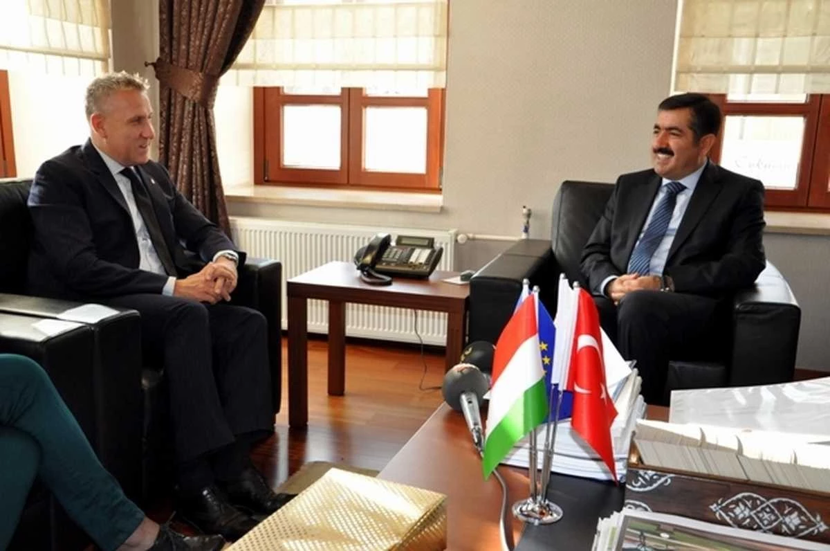 Macaristan İstanbul Başkonsolusu\'ndan Vali Doğan\'a Ziyaret