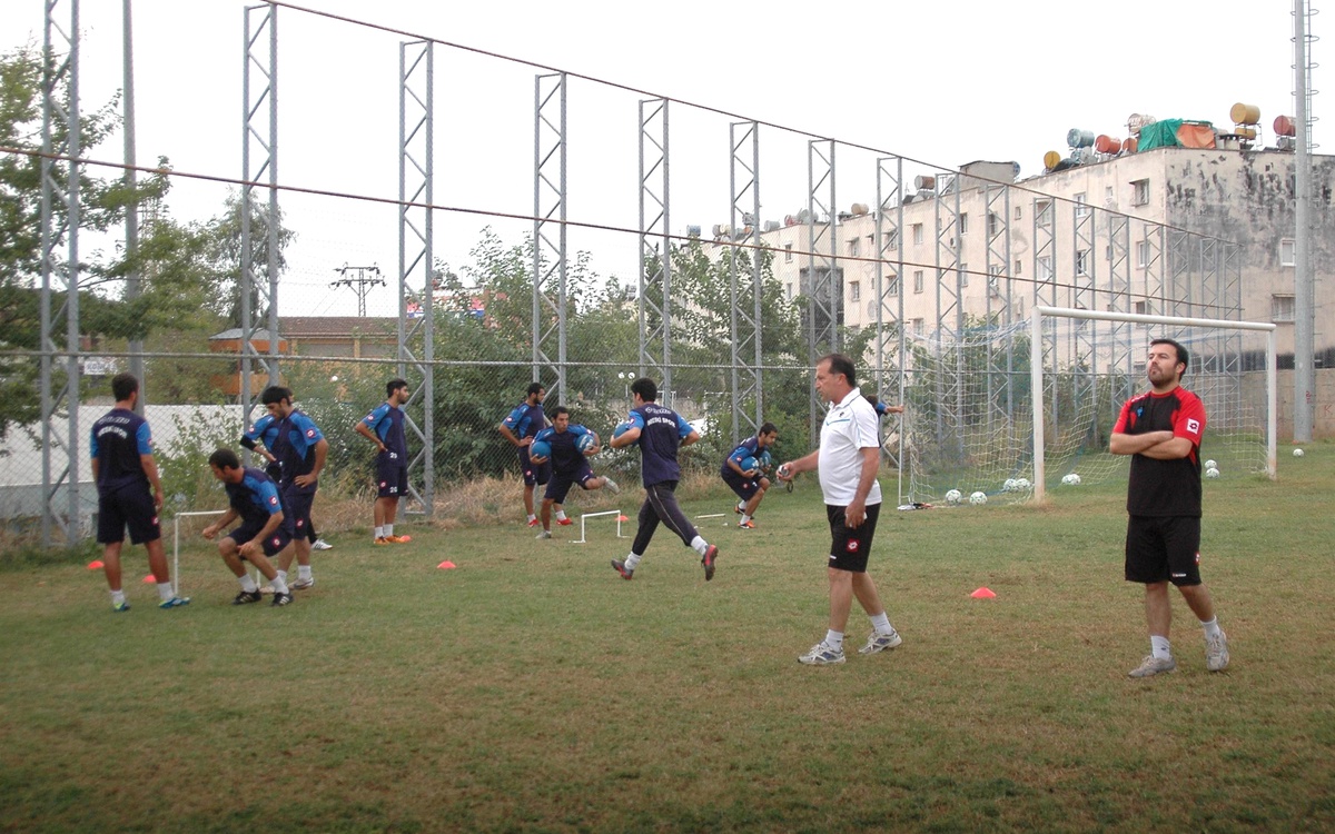 Meskispor, 68 Yeni Aksaray Spor\'a Bileniyor