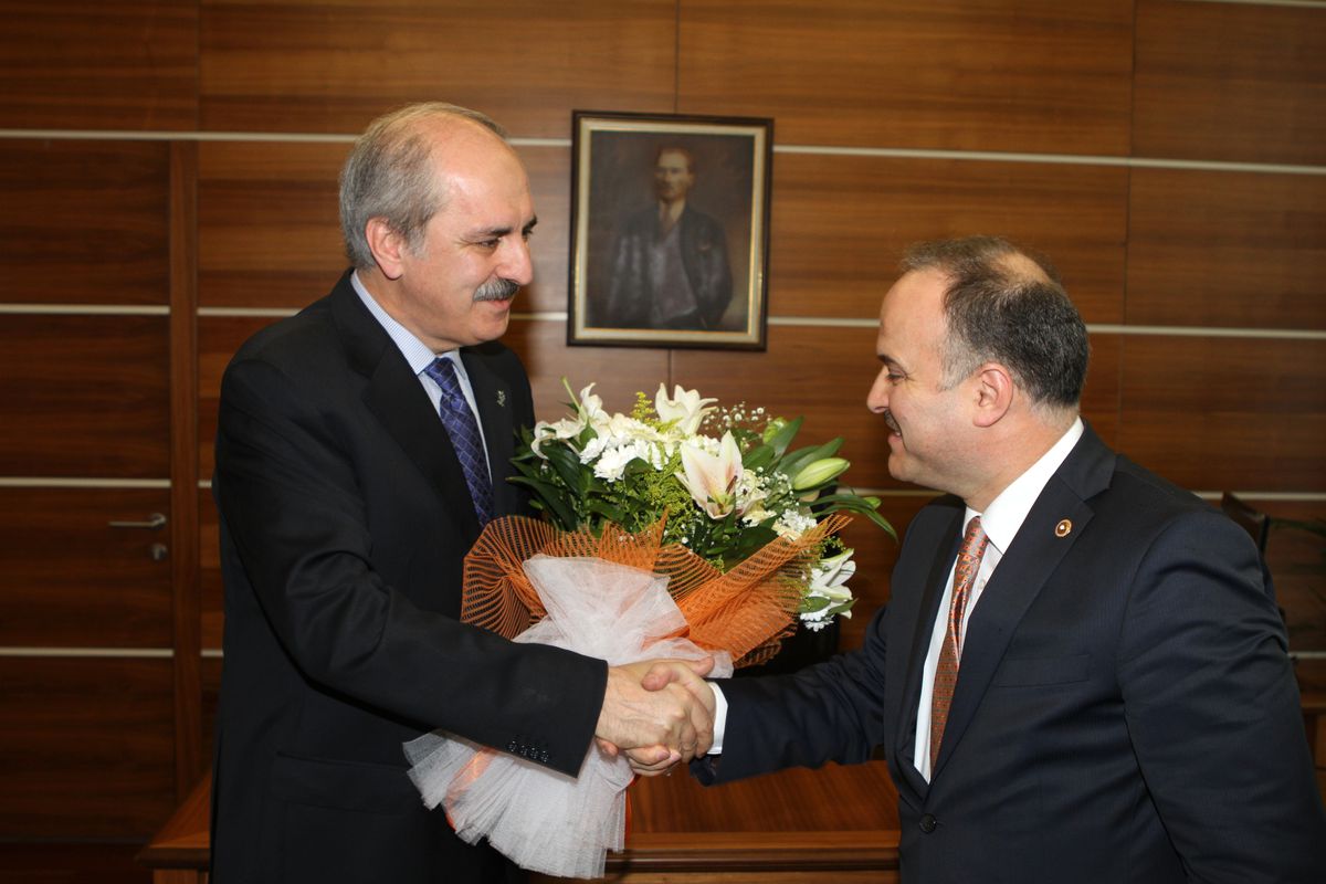 Numan Kurtulmuş Görevi Devraldı