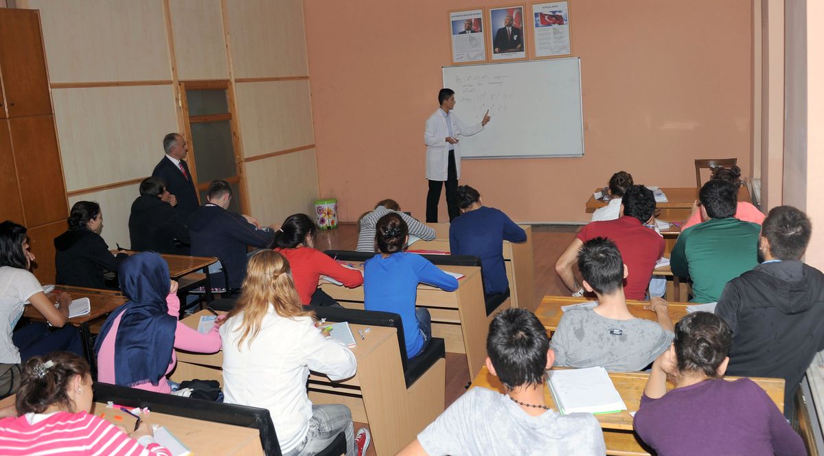 Trabzon Belediyesi\'nden Ücretsiz Üniversiteye Hazırlık Kursu
