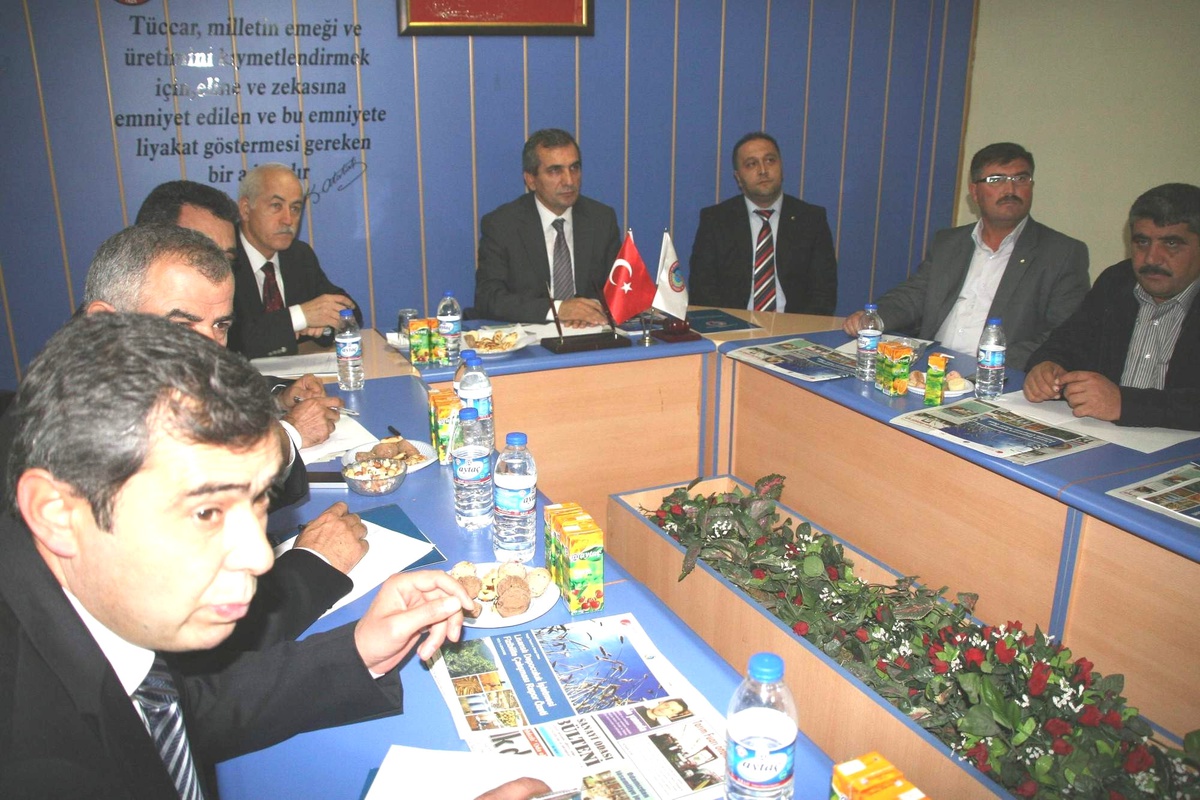 Yozgat Valisi Abdulkadir Yazıcı, "Yozgat\'tan Göçü Durduracak Çalışmalar ve Projeler Üretmemiz...