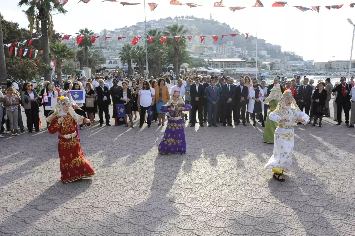 3. Kuşadası Kardeş Kentler Festivali Başladı