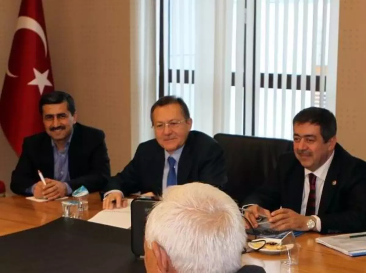 AK Parti İlçe Başkanı Ankara'dan Büyük Müjde ile Döndü