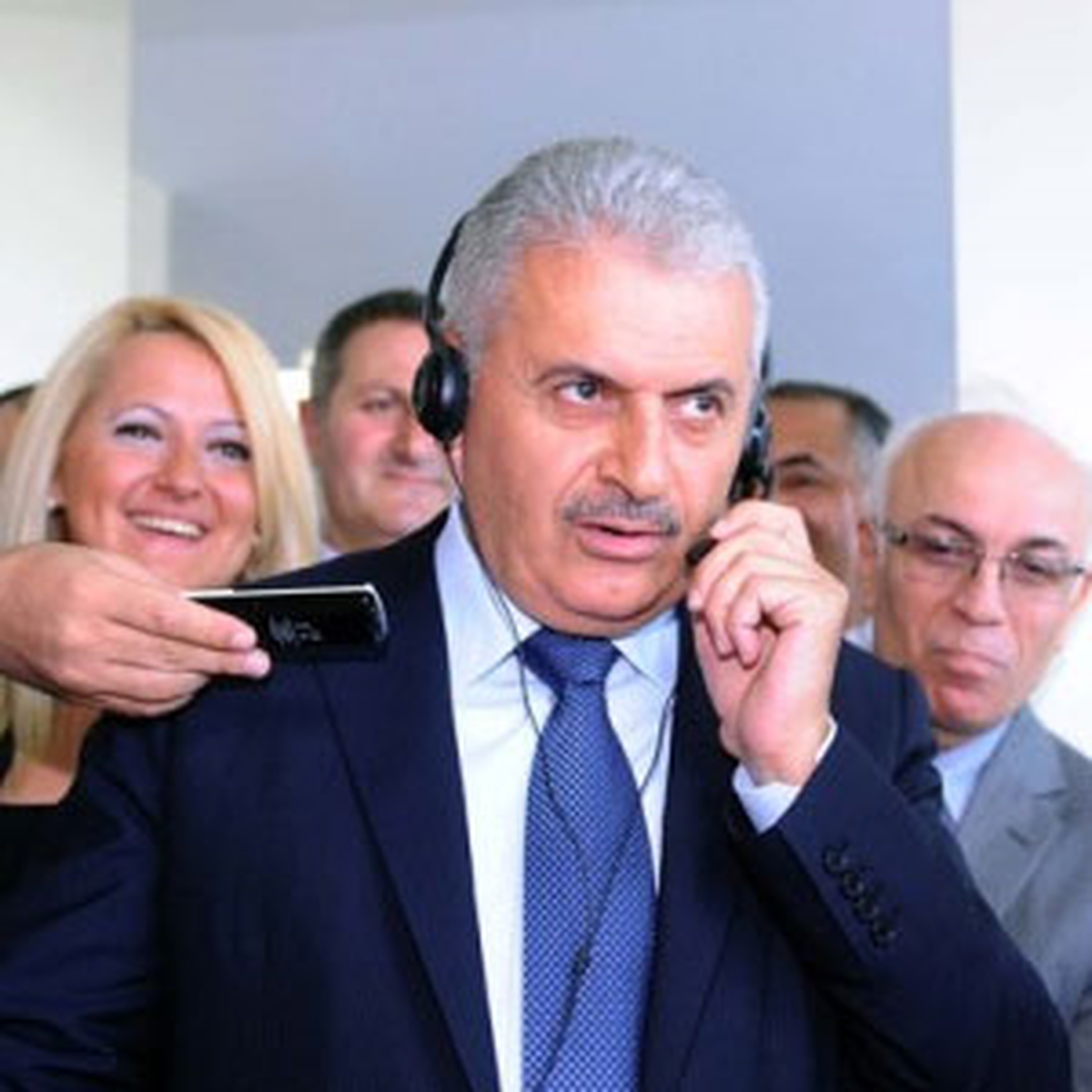 Bakan Yıldırım Kendini Tanıtmayınca Olanlar Oldu