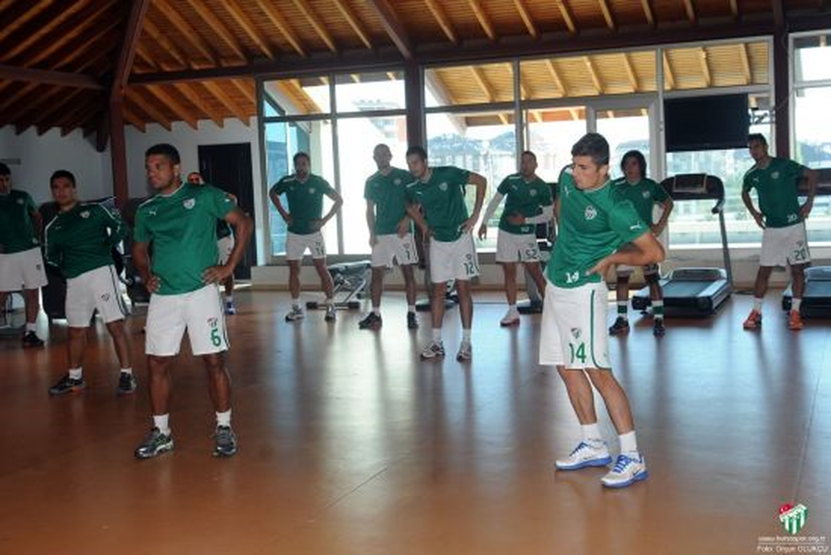 Bursaspor Fenerbahçe Maçının Hazırlıklarını Sürdürdü