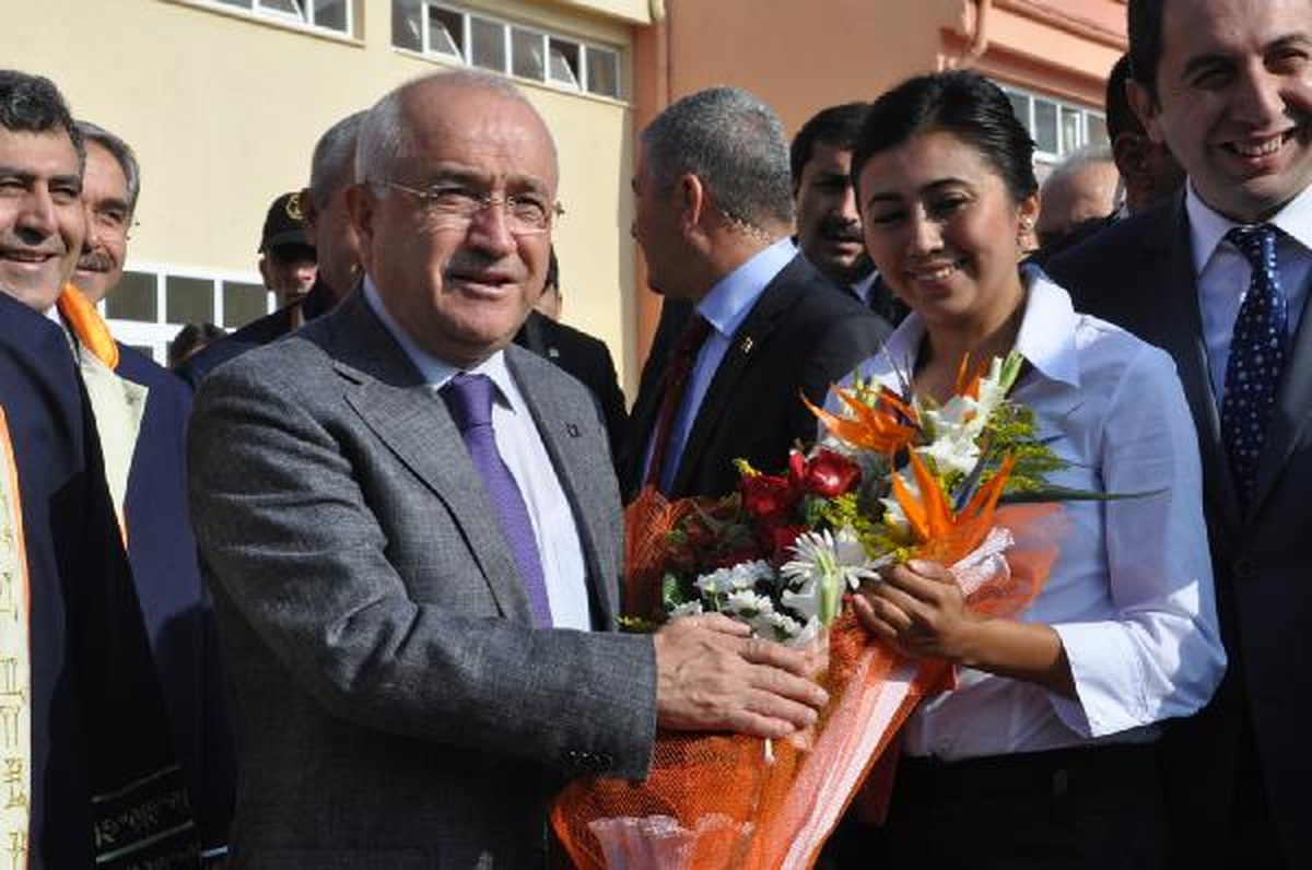 \'Dağdakiler, Kimin Değirmenine Su Taşıdıklarını Bilmiyor\'