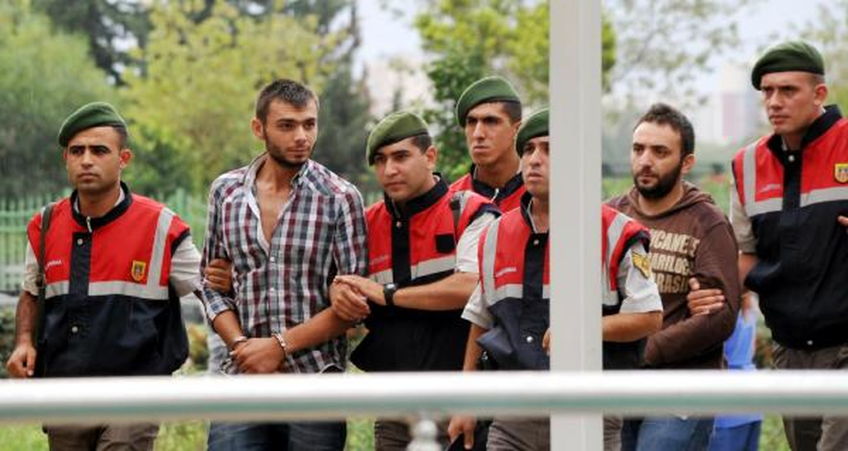 Dansöze Taktıkları Sahte Para Yakalattı