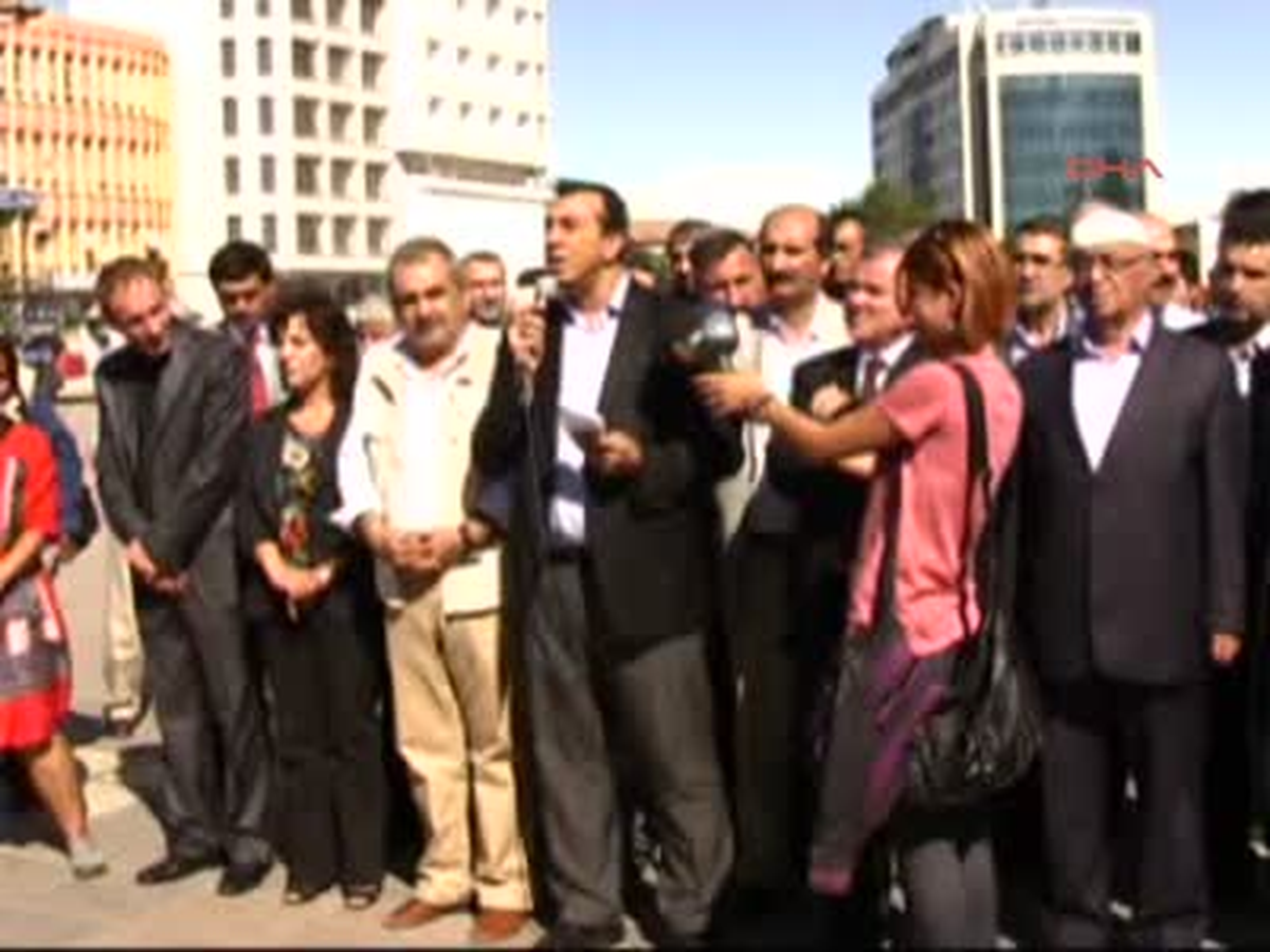 "Ana Dilde Eğitim İçin Alternatif Kurumlar Oluşturacağız"