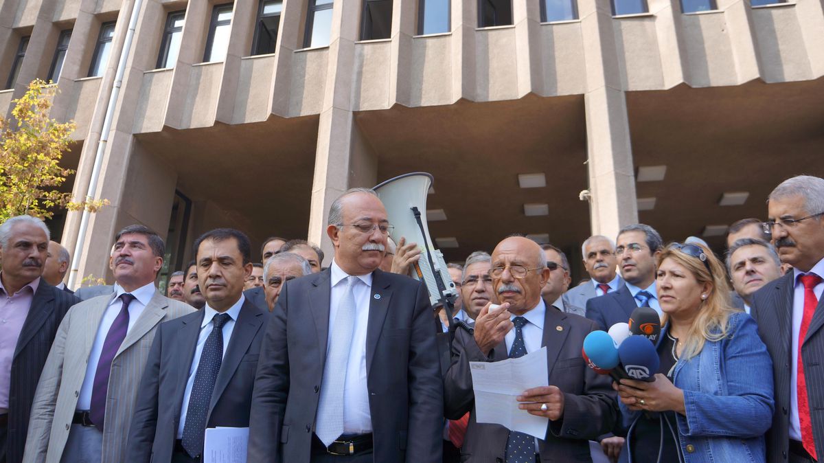 Diyarbakır Emniyet Müdürü Güven Hakkında Suç Duyurusu