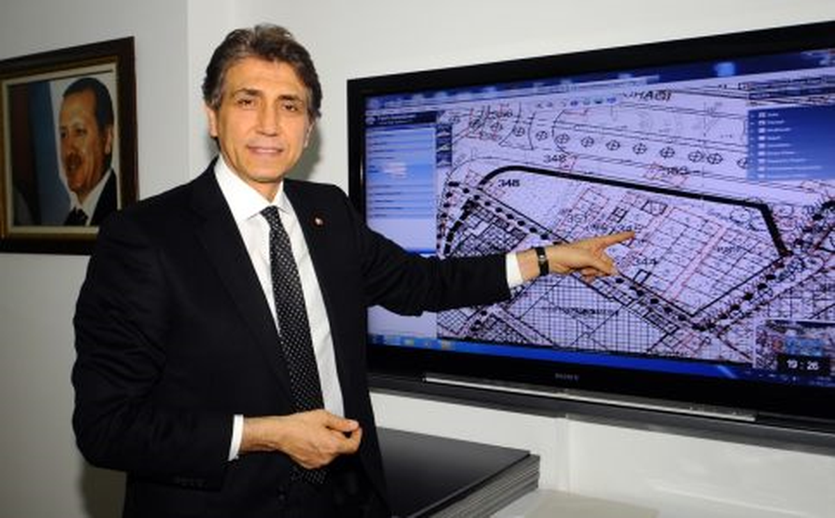 "EN Başarılı Başkan" Mustafa Demir