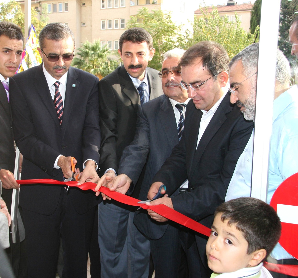 Halkmar Marketler Zinciri 6\'inci Şubesini Açtı